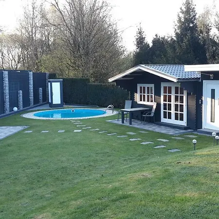 Meyer Mit Privatem Pool & Gartensauna Апартаменты Mahren