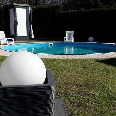 アパート Meyer Mit Privatem Pool & Gartensauna Mahren