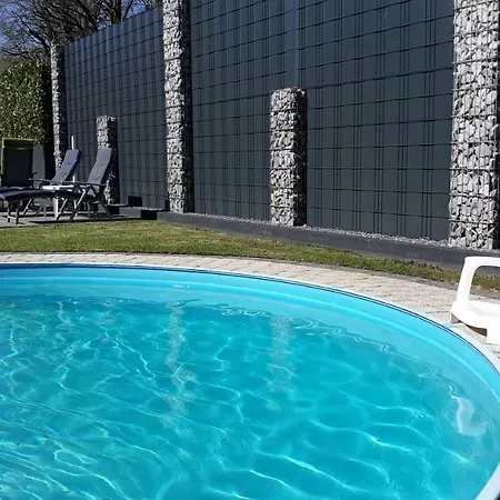 Meyer Mit Privatem Pool & Gartensauna Mahren