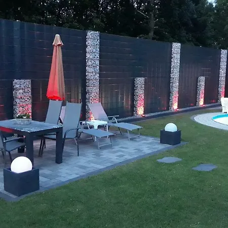 Meyer Mit Privatem Pool & Gartensauna