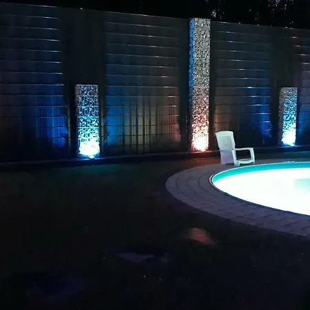 Apartment Meyer Mit Privatem Pool & Gartensauna