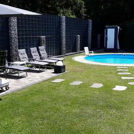 Meyer Mit Privatem Pool & Gartensauna * Mahren