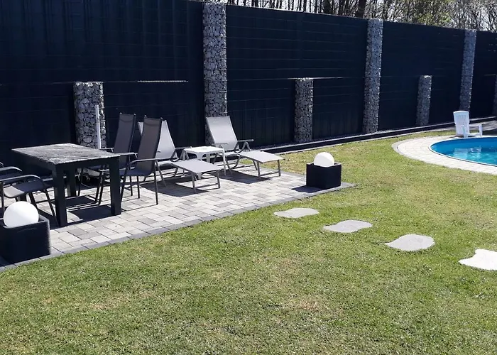 Meyer Mit Privatem Pool & Gartensauna Apartment